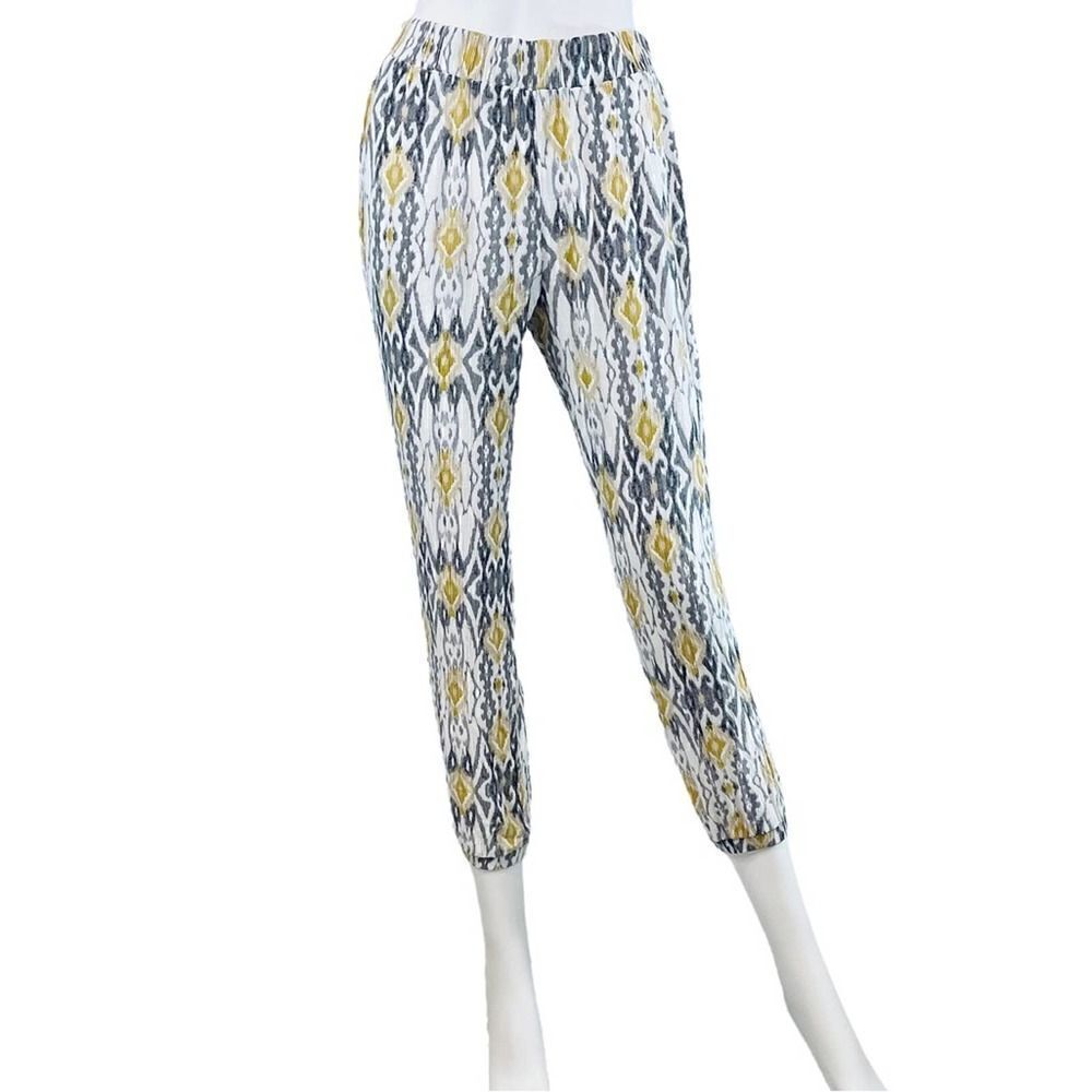 Duets Damask Capri Pants Medium